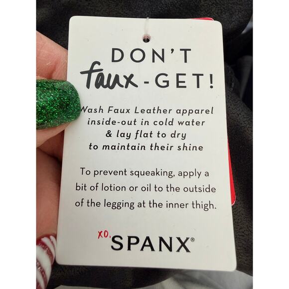 SPANX Faux Leather Leggings – Black – XL Tall – High Rise – Shaping Long Inseam - Picture 3 of 6